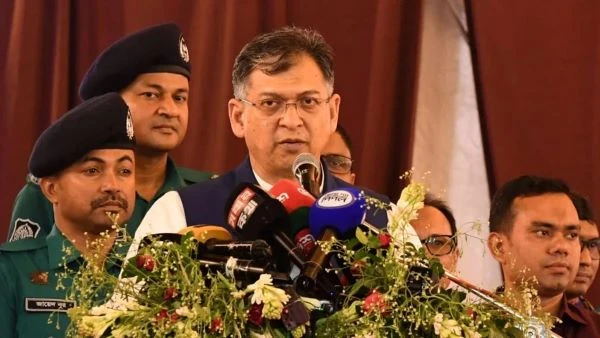 হিন্দু ধর্মাবলম্বীদের পূজা এলেই নিরাপত্তা নিয়ে আলোচনা ওঠা জাতীয় জীবনের জন্য দুঃখজনক: স্বরাষ্ট্রমন্ত্রী
